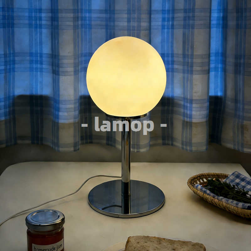 Lampada da Tavolo a Globo Crom - Lighting Decorative recensione e prezzo